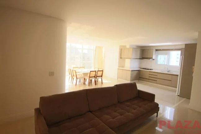 Imagem Apartamento 150 metros da Praia - Balneário Camboriú