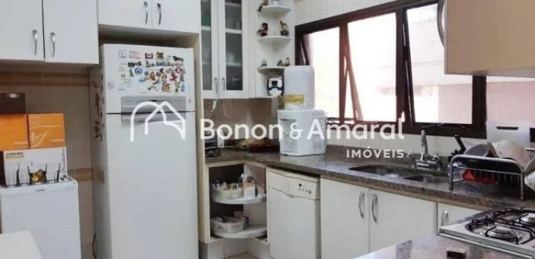 Imagem Apartamento com 3 quartos e 5 banheiros à venda, Cambuí

Lindo e excelente apartamento, reformado ...