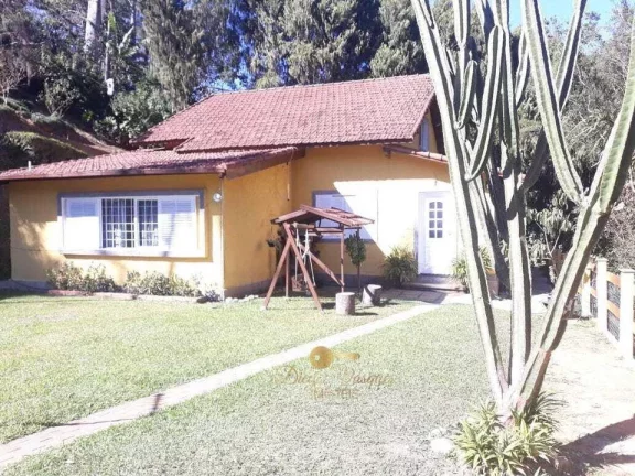 Imagem Casa para Venda em Teresópolis / RJ no bairro Golfe