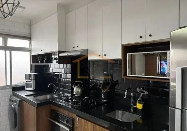 Imagem Apartamento 2 dormitórios, armários, banheiro, sala, cozinha, área de serviço, 1 vaga de garagem...