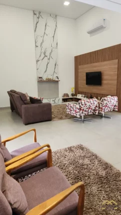 Imagem Casa Térrea à Venda em Condomínio com 4 Quartos e Piscina em Jundiaí/SP