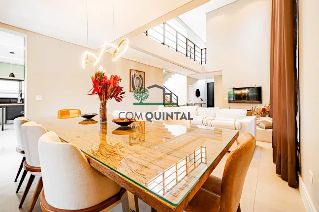 Imagem Casa com 4 Quartos à Venda, 375 m² em Alphaville - Santana De Parnaíba