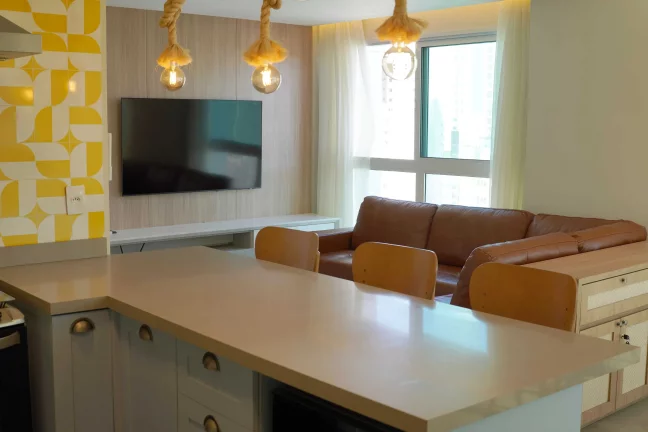 Imagem Apartamento mobiliado com 4 dormitórios sendo 3 suítes e 3 vagas no Centro de Balneário Camboriú