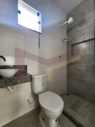 Imagem Casa 2/4 sendo 1 suite no Conjunto Feira VII