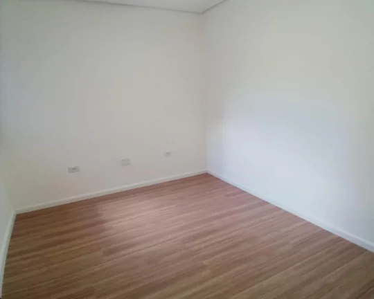 Imagem Casa estilo sobrado para alugar ao lado do Shopping Raposo