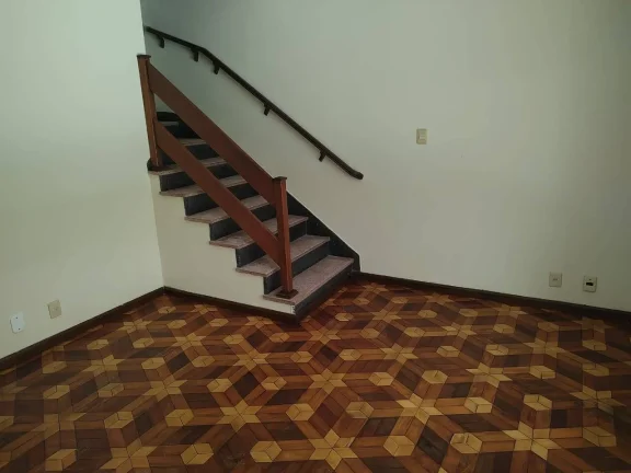 Imagem Alugo Sobrado em Santo André, Parque Jaçatuba
