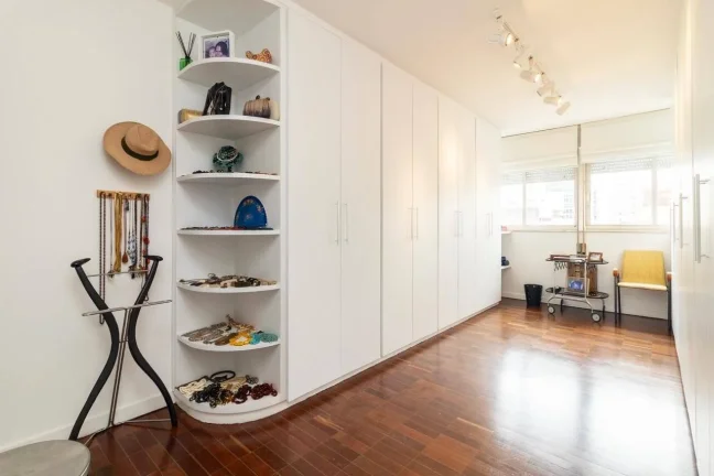 Imagem Apartamento Jardim Paulista - 256M², 3 Dorms, 1 Suíte, 3 Vagas, Armários.