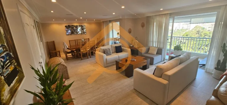 Imagem Apartamento de luxo no Condomínio Iepe Golf: 3 quartos, 3 suítes, 3 salas, 4 banheiros, 3 vagas, 185m² no Jardim Marajoara.