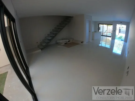 Imagem Casa / Sobrado para Venda em Camboriú / SC no bairro São Francisco de Assis