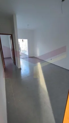 Imagem Casa 2/4 sendo 1 suite no Sim