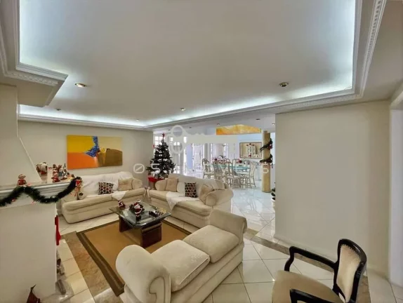 Imagem Cond São Paulo II - Casa linda, 4 suítes, piscina, gourmet, condo completo!