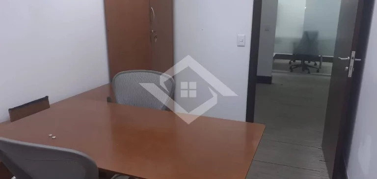 Imagem Sala Comercial 253m² na Praia de Botafogo semi mobiliada e 4 Vagas