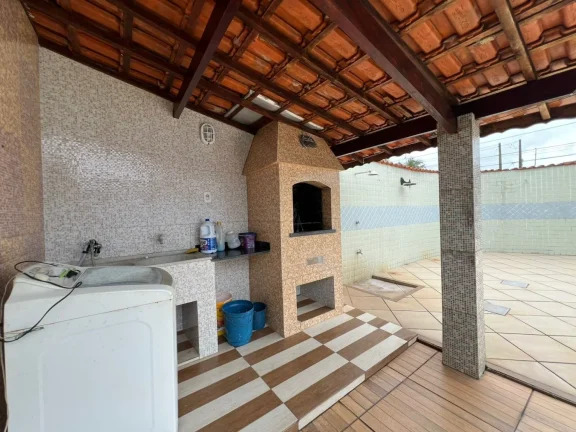 Imagem Casa para Venda em Praia Grande, Caiçara, 2 dormitórios, 1 suíte, 3 banheiros, 3 vagas