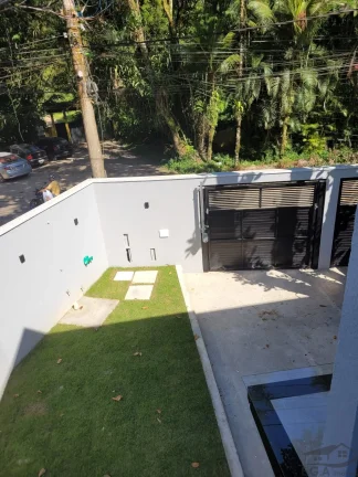 Imagem CASA NA PRAIA DE BOIÇUCANGA