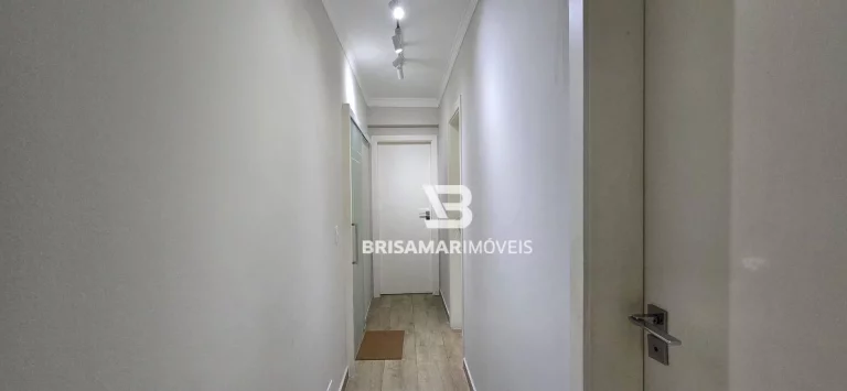 Imagem PITANGUEIRAS- LOCAL NOBRE , TOTALMENTE REFORMADO, 02 VAGAS DE GARAGEM NO PRÉDIO.