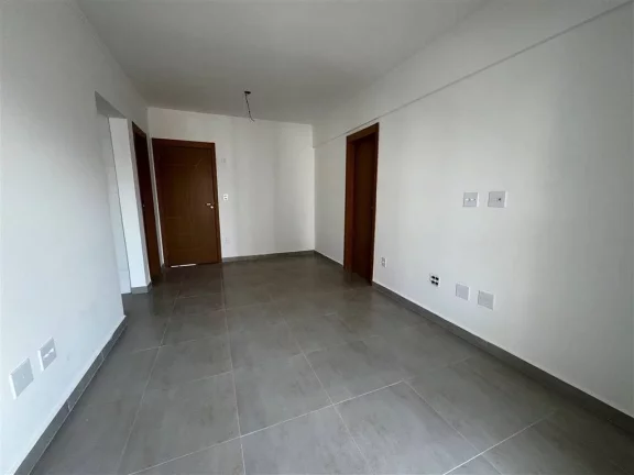 Imagem Apartamento à Venda em Guilhermina, Praia Grande - SP