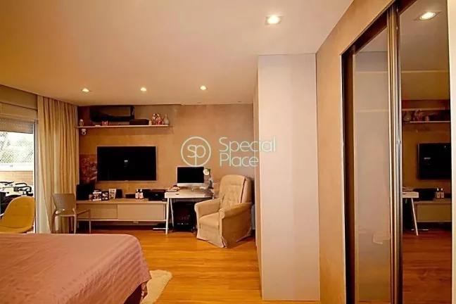 Imagem Excelente apartamento garden no Panamby - Área: 238m² - Living com pé direito duplo, varanda com ...