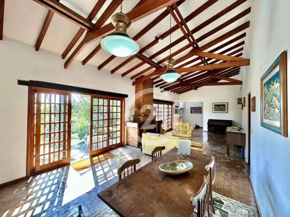 Imagem Casa com 5 dormitórios à venda, 368 m² por R$ 1.500.000,00 - Granja Viana - Carapicuíba/SP