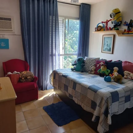 Imagem Apartamento à venda no Guarujá na Praia das Pitangueiras.