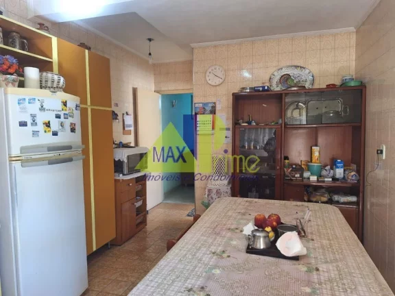Imagem Casa à venda em São Paulo-SP, bairro Cidade Patriarca: 2 quartos, 1 sala, 2 banheiros, 2 vagas de garagem.