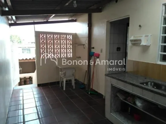Imagem Casa à venda no Jardim Chapadão, em excelente localização, próxima à Pedreira. Imóvel compost...