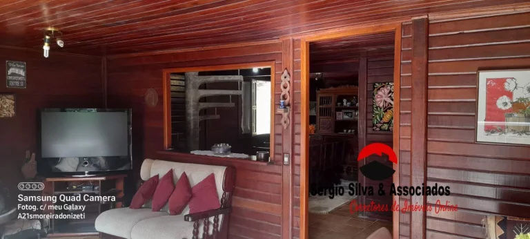 Imagem Casa a Venda na Região da Vila Natal Campos do Jordão - SP.