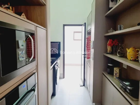 Imagem Casa à venda no Condomínio Reserva Real em Paulínia

Casa maravilhosa térrea com 4 anos, com 3 q...