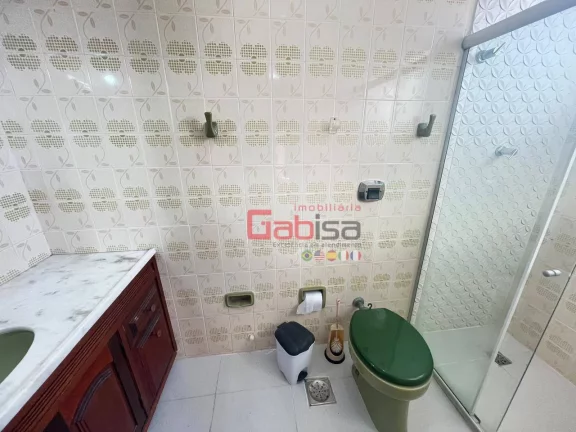 Imagem Apartamento com 4 dormitórios à venda, 100 m² por R$ 550.000 - Passagem - Cabo Frio/RJ