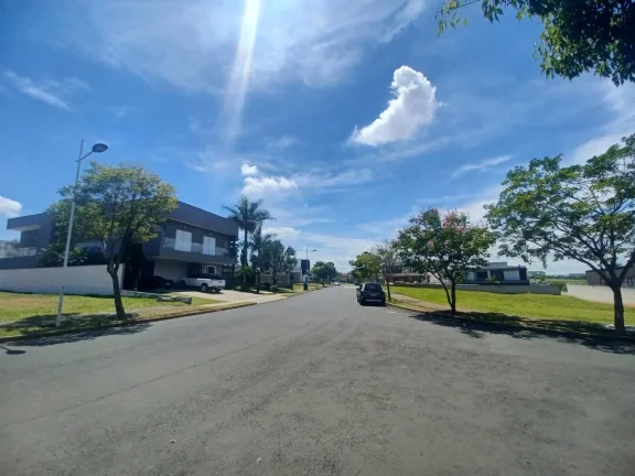 Imagem Lindo terreno plano no Residencial Saint Patrick!