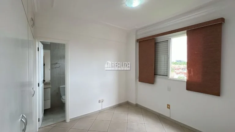 Imagem Apartamento com 3 suítes e área de lazer no bairro Mercês em Uberaba