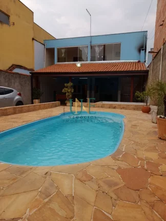 Imagem Excelente chácara com 4 Quartos e 3 banheiros no Matão - Sumaré