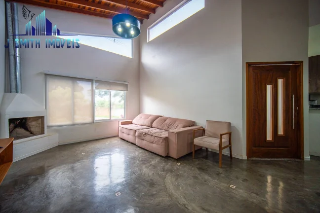 Imagem Casa com 3 dormitórios, sendo 1 suíte para venda - Impecável
