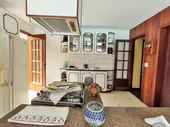 Imagem Casa à venda, 200 m² por R$ 1.200.000,00 - Albuquerque - Teresópolis/RJ
