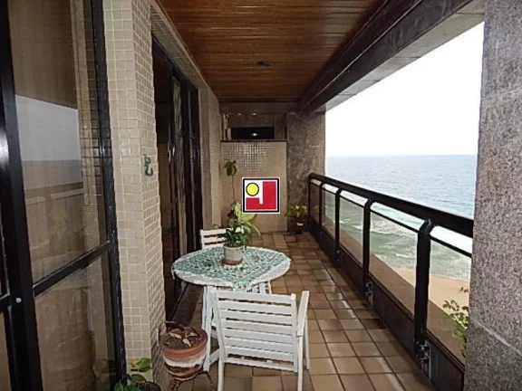 Imagem Vendo 4Q frontal mar, Praia da Barra, R$1.950.000,00, alto, vista espetacular, segurança, ônibus, clube, tênis, squash, ginásio, piscina, skate, 2 vg