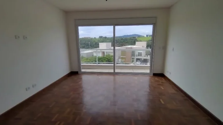 Imagem Casa Alphaville - 470 M², 4 Dorms, 4 Suítes, 2 Salas, 6 Vagas, Aquecimento Solar, Piscina, Terraço, Despensa, Área Gourmet, Depósito, Escritório.