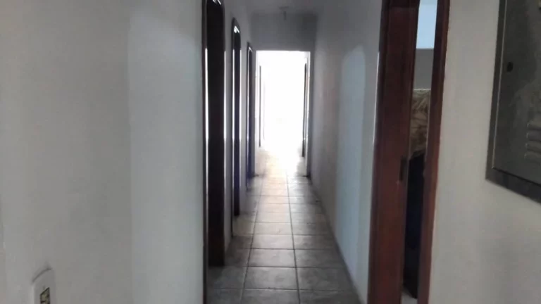 Imagem CASA A VENDA PARA USO OU DEMOLIÇÃO NO BAIRRO CAMPESTRE COM EDÍCULA - SANTO ANDRÉ