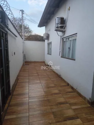 Imagem Casa com 2 dormitórios à venda, 120 m² por R$ 420.000,00 - Setor Nova Aurora - Itumbiara/GO