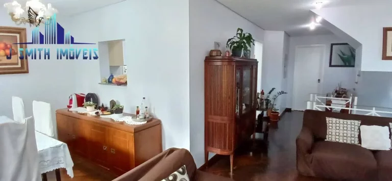 Imagem CASA 4 DORMS, 2 SUÍTES, QUINTAL GRANDE, 4 VAGAS. LAZER NO CONDOMÍNIO