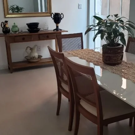Imagem Sobrado para Venda por R$1.200.000,00 com 450m², 4 dormitórios, 1 suite e 3 vagas - Centro, Taubaté / SP - Cód. BDI36898
