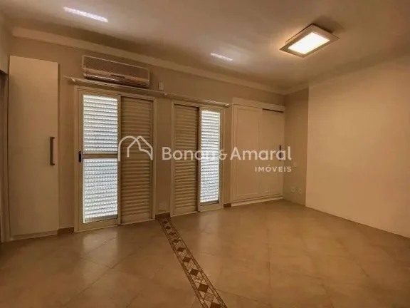 Imagem Apartamento localizado em rua tranquila e em ótima localização com tudo ao seu redor. Repaginado,...