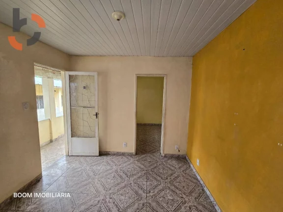 Imagem Casa com 1 dormitório à venda, 235 m² por R$ 330.000,00 - Cerâmica - Nova Iguaçu/RJ