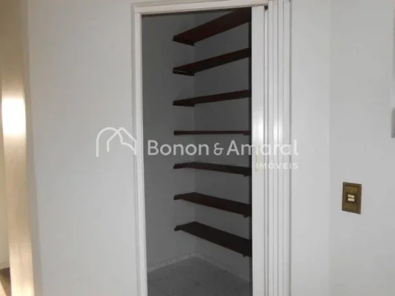 Imagem Linda casa à venda, com ótima localização, no coração de Barão Geraldo. A casa da frente poss...