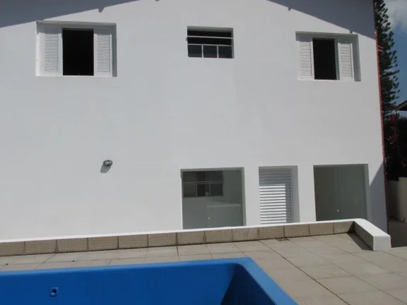 Imagem Casa no Res. Alpha 6 - 310m²