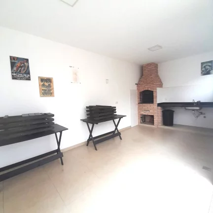 Imagem móvel aconchegante com 2 quartos e 2 banheiros com vaga