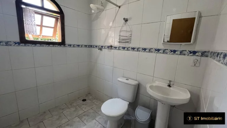 Imagem Chácara à venda em Atibaia c/ 4 dormitórios - 1.368m² por R$935.000!