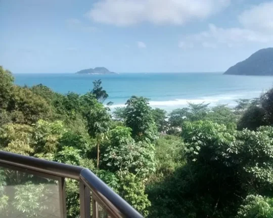 Imagem Apartamento à venda no Guarujá na Praia das Astúrias.
