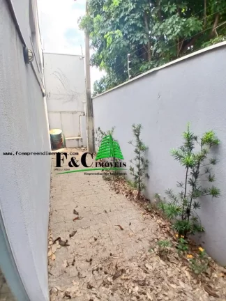 Imagem Salão Comercial para Locação em Limeira, Jardim Esmeralda, 3 banheiros