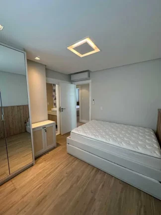 Imagem Apartamento mobiliado com 4 dormitórios sendo 3 suítes e 3 vagas no Centro de Balneário Camboriú