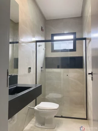 Imagem Casa Moderna à Venda com 3 Quartos (1 Suíte) e Área Gourmet – 300m² no Bairro Tranquilo de Patos de Minas/MG