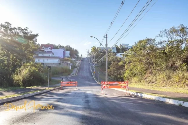 Imagem Lote vazado e de esquina na Travessa Itiquira